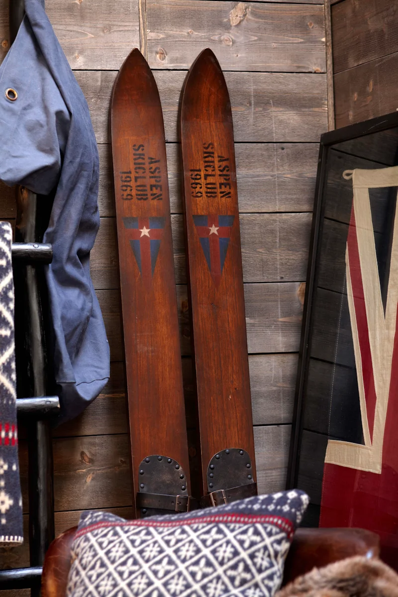 Artwood Decorative Skis - Image 2